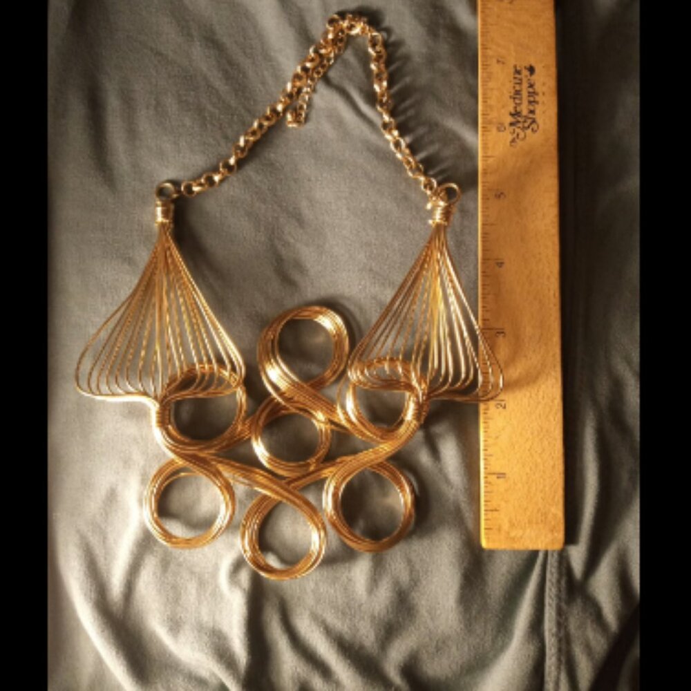 Vintage Gold Tone Modernist Wire Art Abstract Statement Necklace